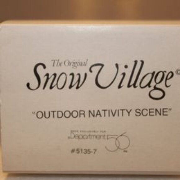 Dept 56 Snow Village - Outdoor Nativity Scene - Picture 3 of 3